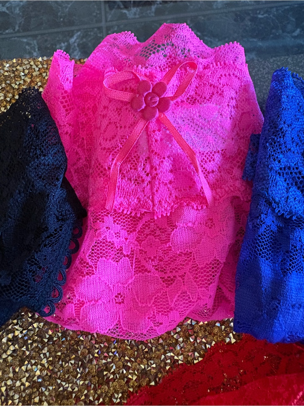 Lace NWT Thong Panties– Red Lace + 4 colors(5 packs)with Decorative Bow - Picture 11 of 14